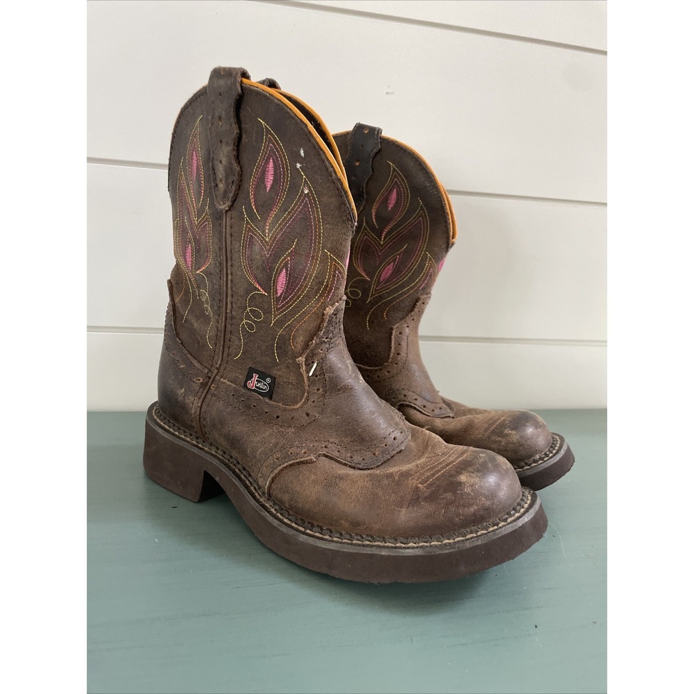 Justin Gypsy Western Style L9526 Women's Boots Size 6B.